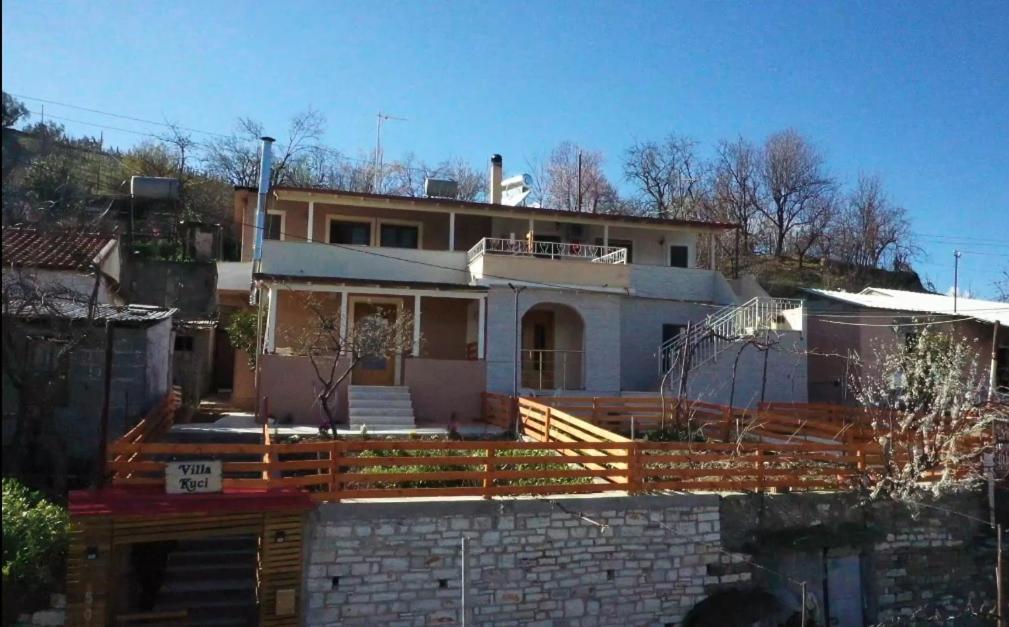 Villa Kuci, Drobonik Berat Bagian luar foto